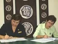 FUNDEI firma convenio con la UJAP