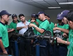General Motors facilita la reinserción laboral con su programa de Responsabilidad Social