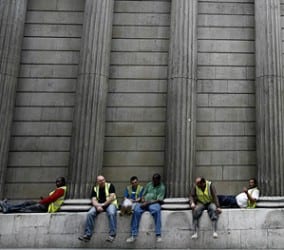 Trabajar más de 60 horas, principal causa de problemas mentales entre los empleados