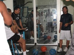 Trotamundos estrenó  Preparador Físico