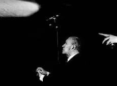 Disfrutando a Borges