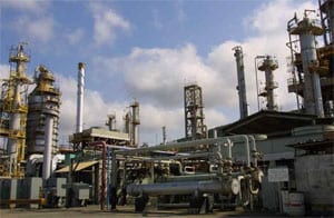 Pdvsa reduce exportación de combustibles