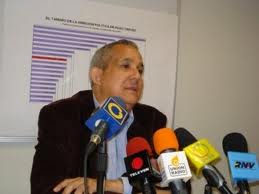 Según Leonardo Carvajal, el nuevo proyecto de ley universitaria mata a las universidades.