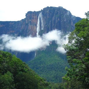 Venezuela promovió sus destinos turísticos durante la Feria Internacional de Bolivia