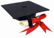 Cuáles son los títulos universitarios que aseguran un mejor primer salario