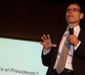 Conferencia «Escenarios Económicos, Políticos y Sociales Venezuela 2012» en Valencia