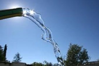 Estudiantes trabajan en solucionar el suministro de agua potable para Zapara