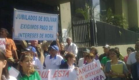 Empresas registran solicitudes masivas de prestaciones sociales