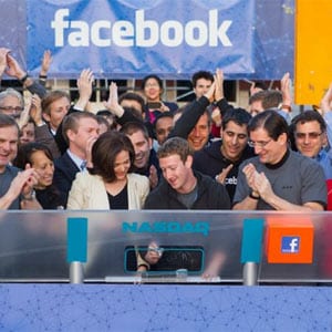 Los nuevos desafíos que Facebook enfrenta tras su salida a Bolsa