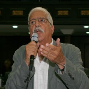 Gobierno de Chávez aumenta el endeudamiento público antes de las elecciones