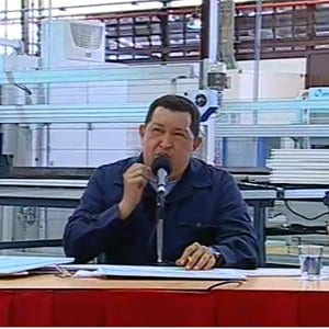 Presidente Chávez inauguró fábrica de ventanas para PETROCASAS