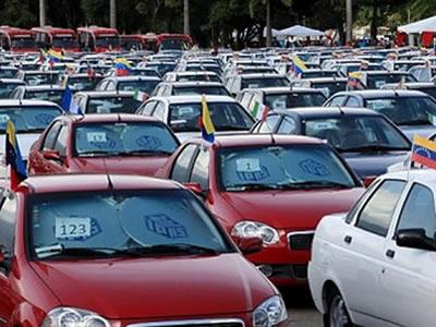 El Régimen sigue trayendo Autos Chinos