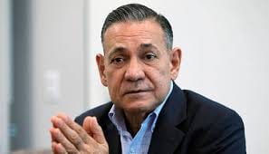 Jesús Seguías: «Faltan políticos con criterio de nación»