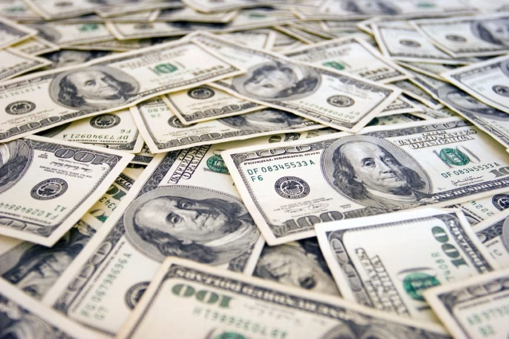 Por qué y para que se necesitan dolares