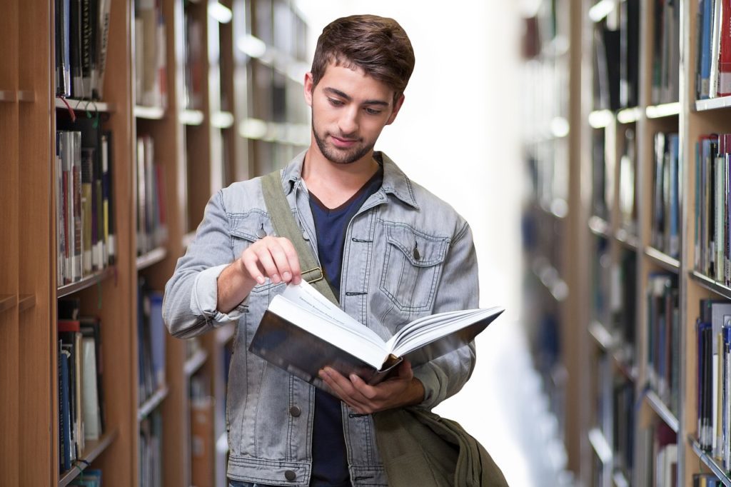 El régimen vs las universidades