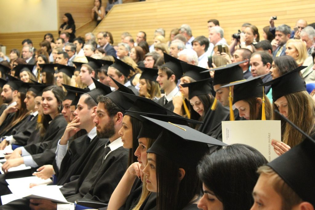 La Universidad Magnifica esta en la Unidad de Cuidados Intensivos