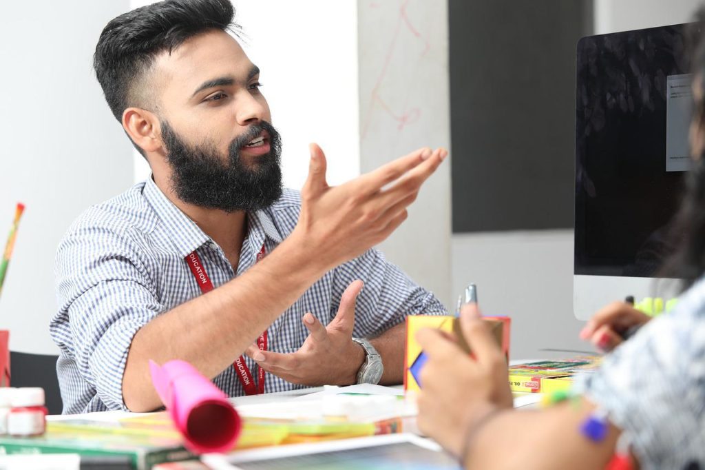 5 formas de demostrar que puede liderar, incluso cuando no tiene un rol de liderazgo