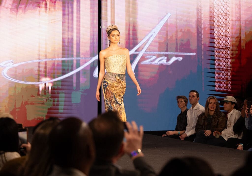 Paola Ruiz, primera modelo en desfilar en la New York Fashion Week