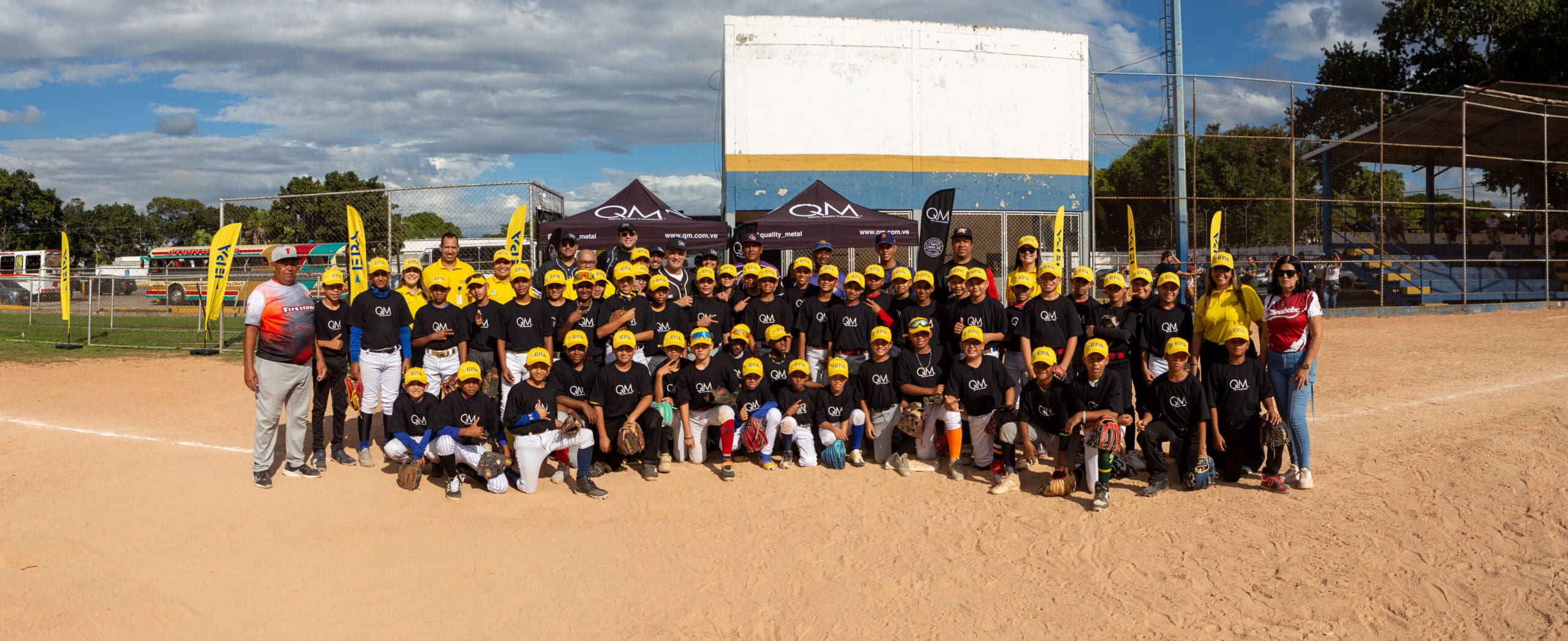 Clínica de Béisbol con Omar Vizquel para niños en Valencia
