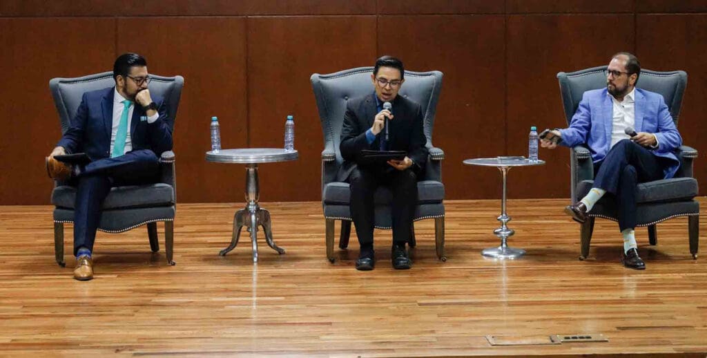Alertan por la sobreexposición de los adolescentes a las redes Sociales