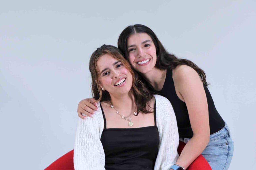 Alumnas de la UAG viven experiencia internacional en California